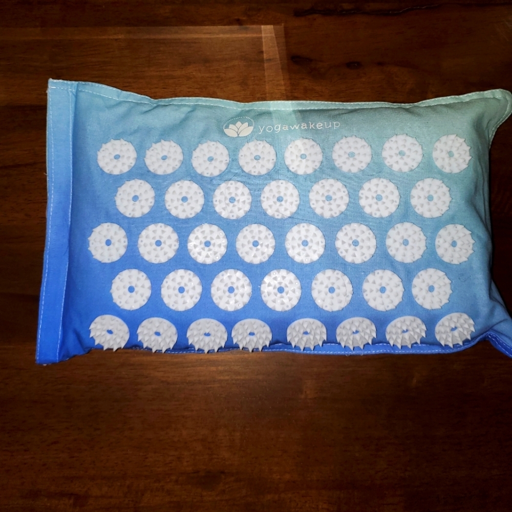 Yogawakeup Acupressure Pillow NEW